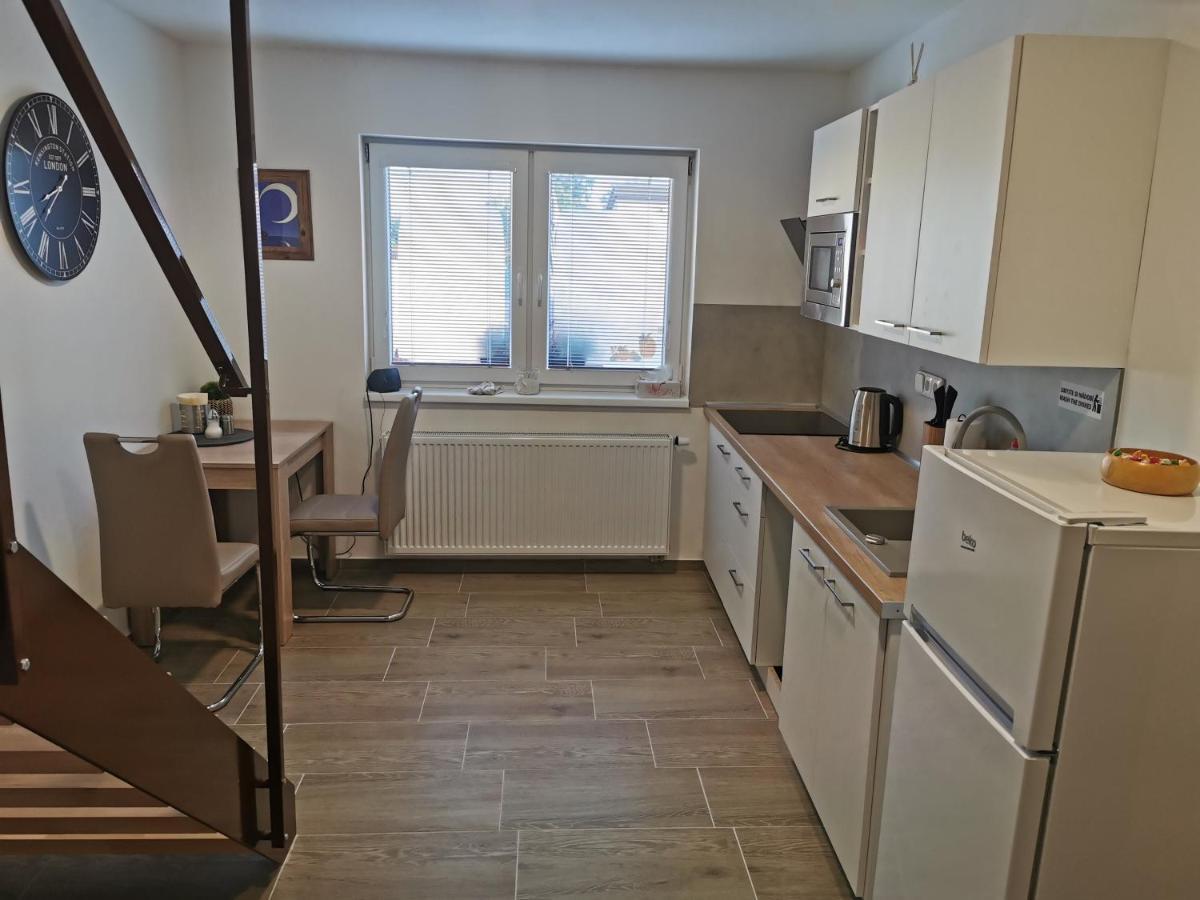 Apartment Svitkov 79