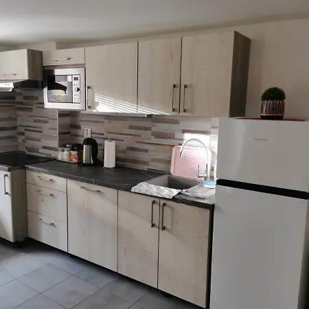 Apartmany Svitkov 79 Pardubice Exterior photo