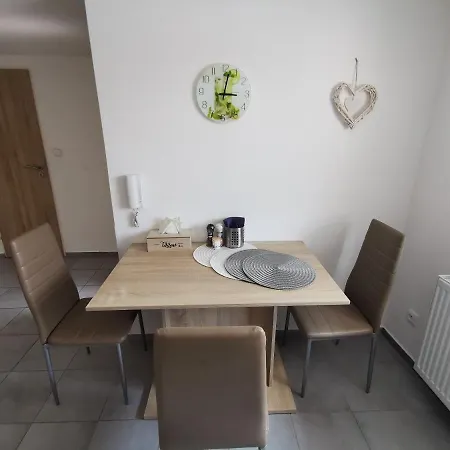 Apartmany Svitkov 79 Pardubice Exterior photo