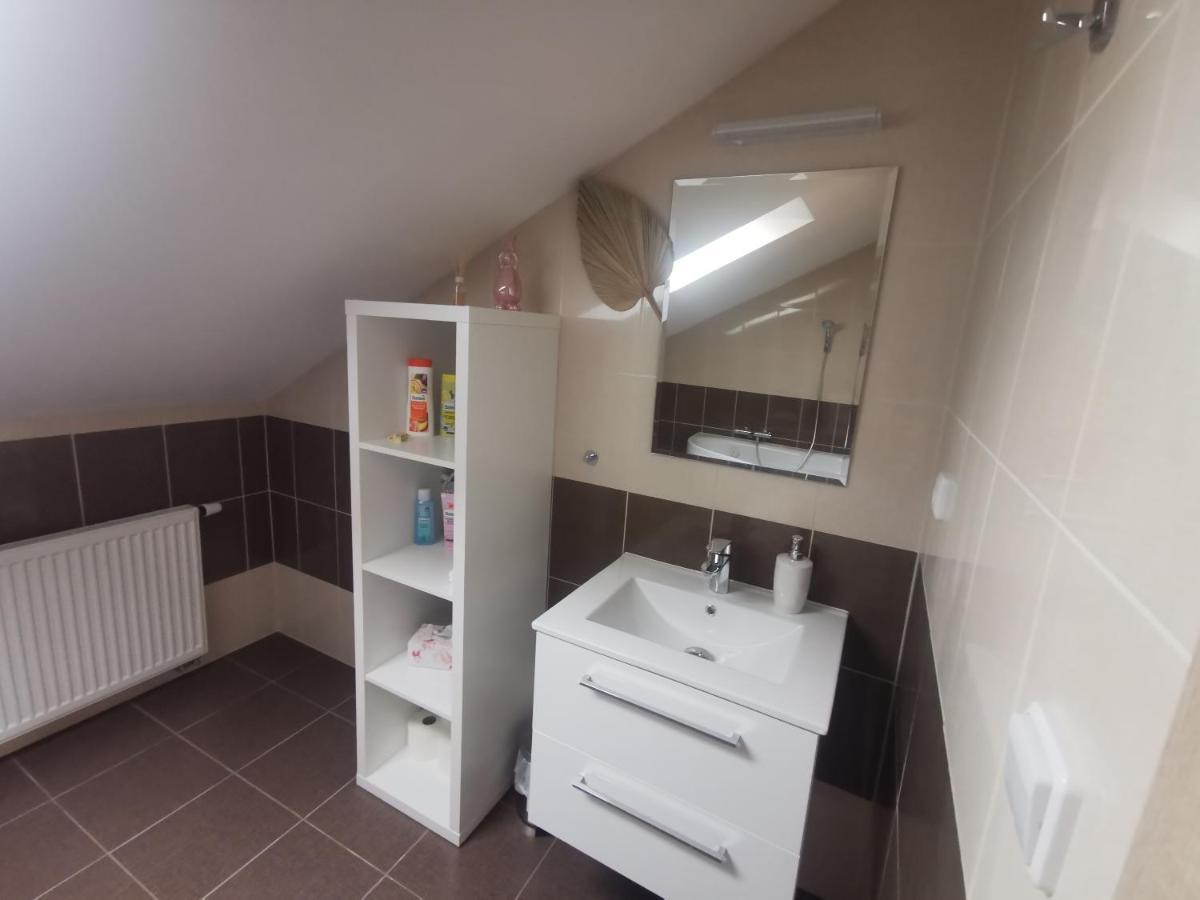 Svítkov 79 Apartmán *
